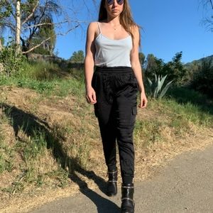 Black silk like good American pants cargo